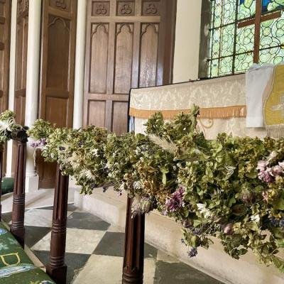 Fleet New Church - altar decorated for a wedding