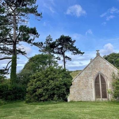 Old church & churchyard